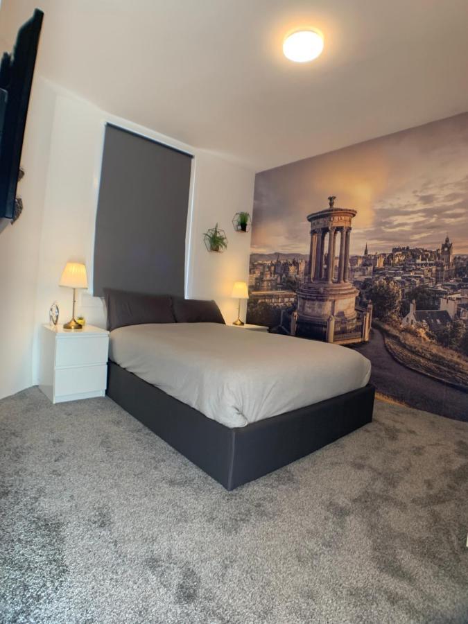 Maria- Bright And Modern City Center Apartment . 爱丁堡 外观 照片